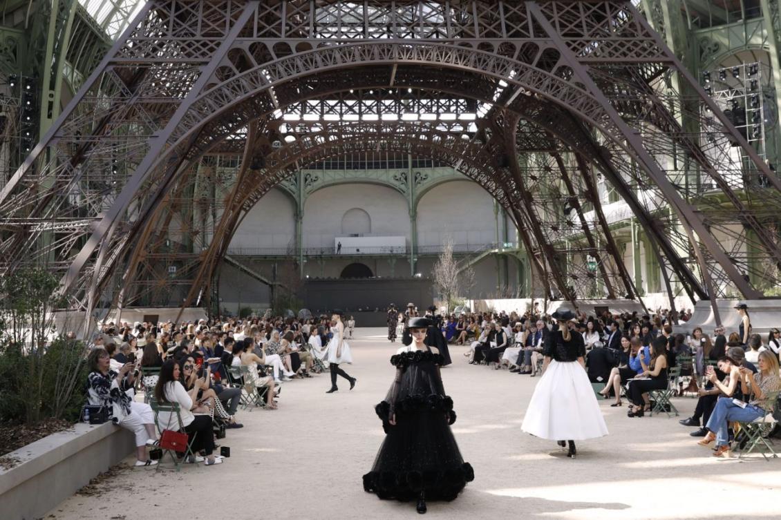 Paris once again the world’s undisputed fashion capital | Arab News