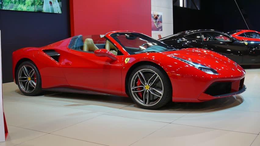 Motorist Crashes 270 000 Ferrari Spider Supercar After Accelerator