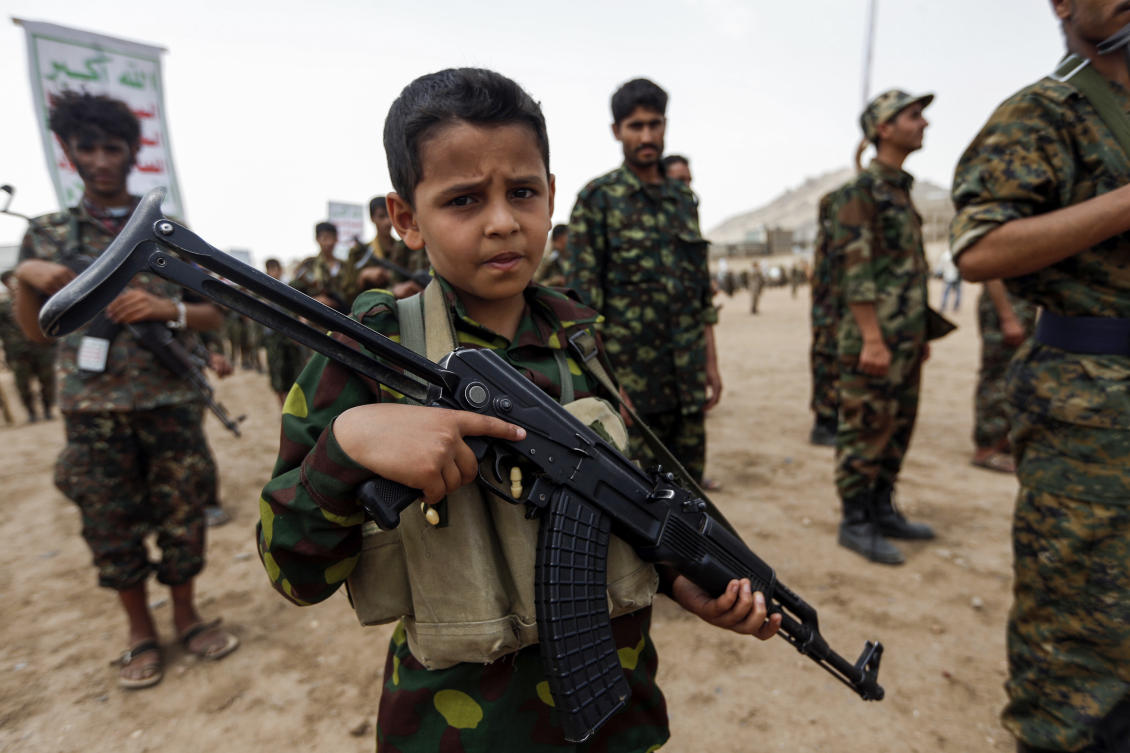 Arab coalition in Yemen hands over child-soldiers forced to fight by