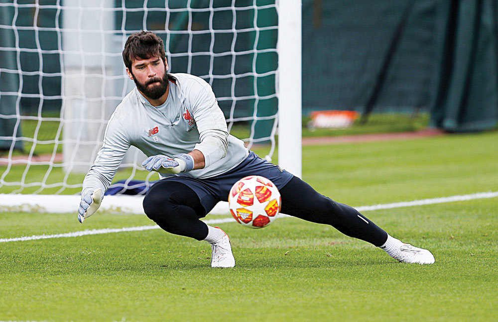 Alisson becker liverpool goalkeeper tape