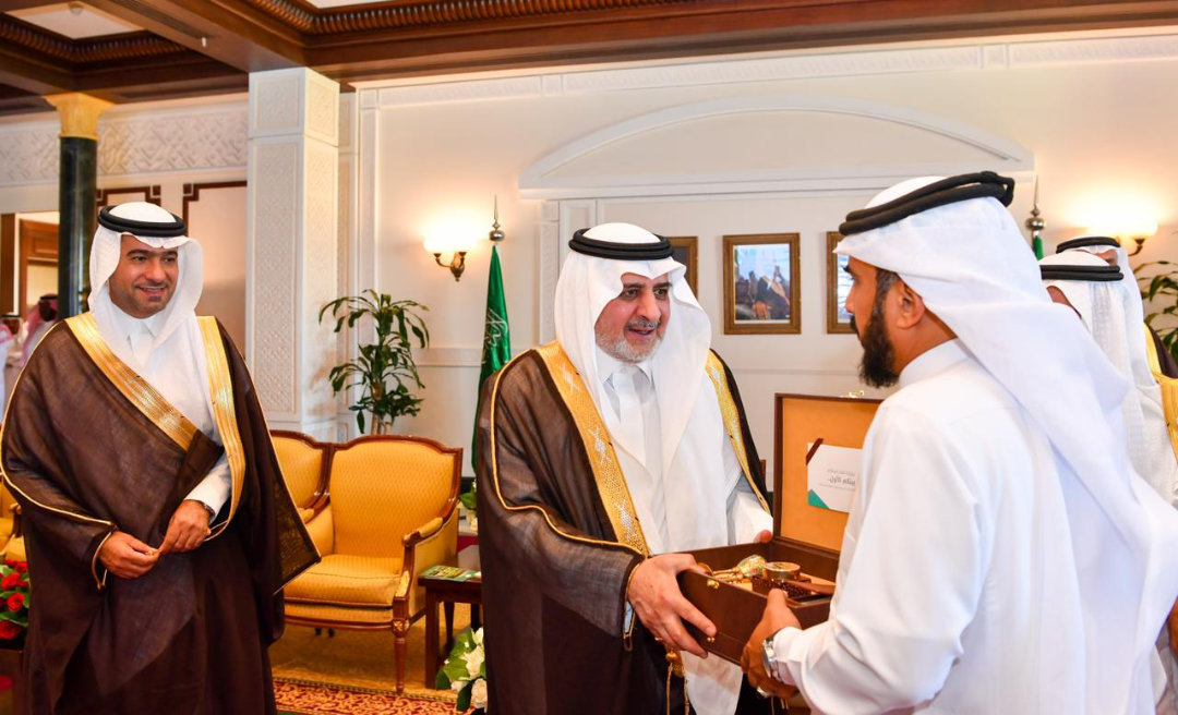 Governor Of Tabuk Presents 359 Saudi Families With Keys To Their New