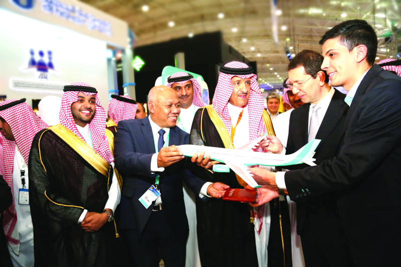 Riyadh Governor Honors Flynas For STTIM 2014 Sponsorship Arab News