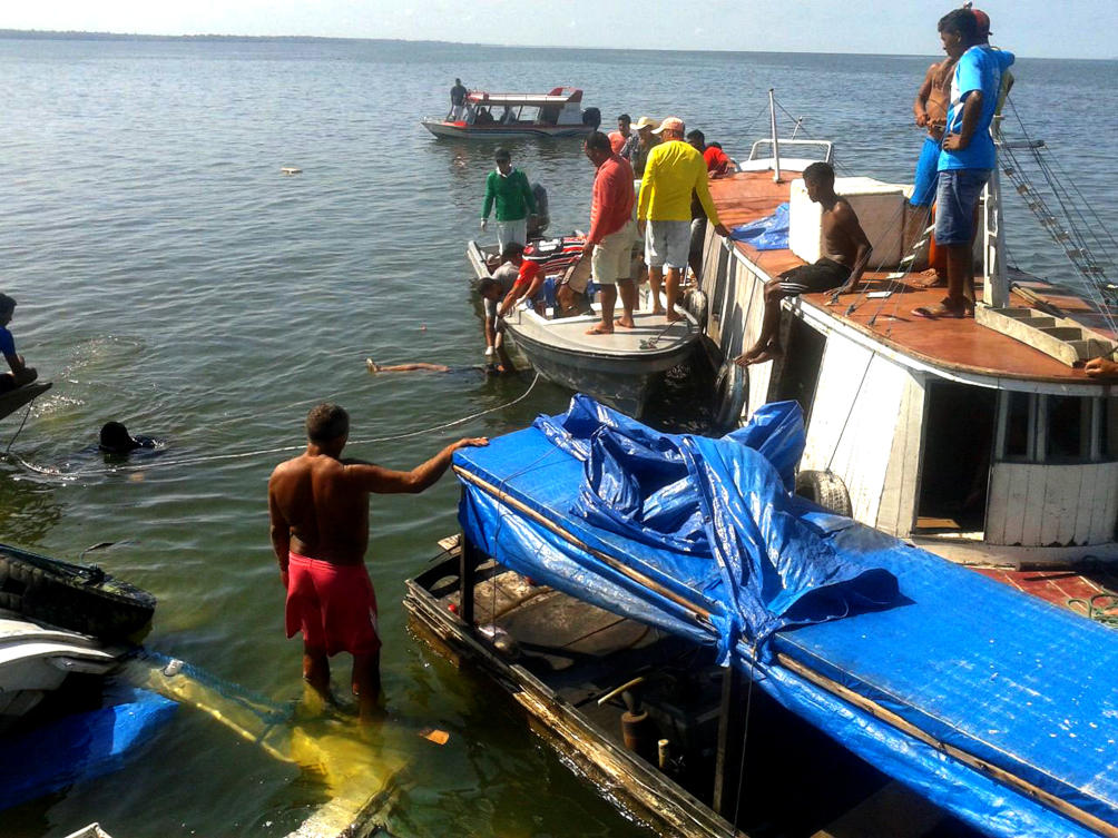 41 dead in two Brazil boat wrecks: officials | Arab News