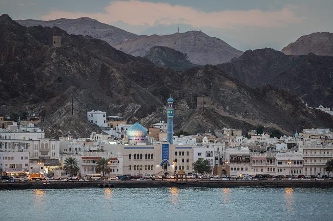 prostitute awailable in oman