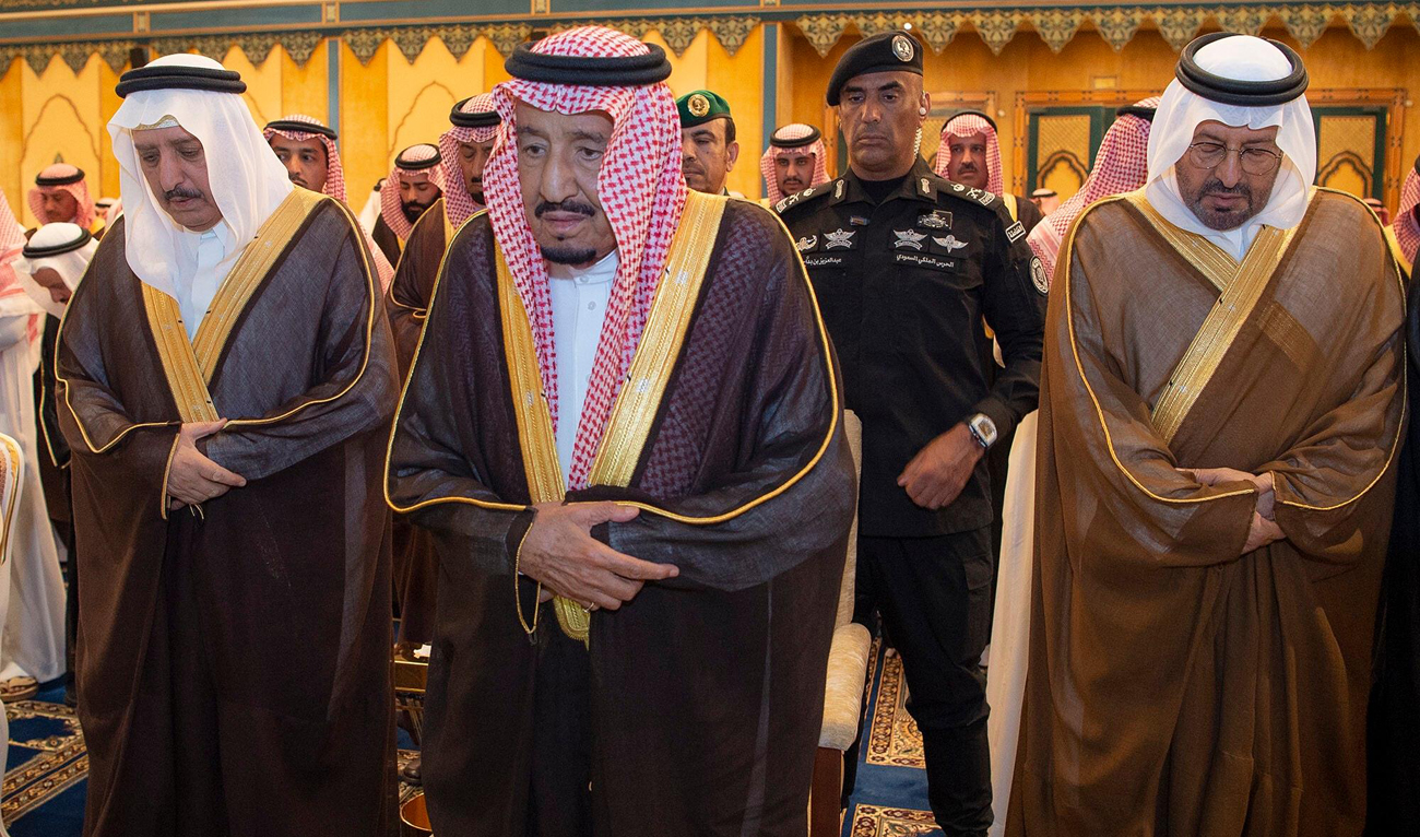 King Salman performs funeral prayers for late Prince Bandar | Arab News