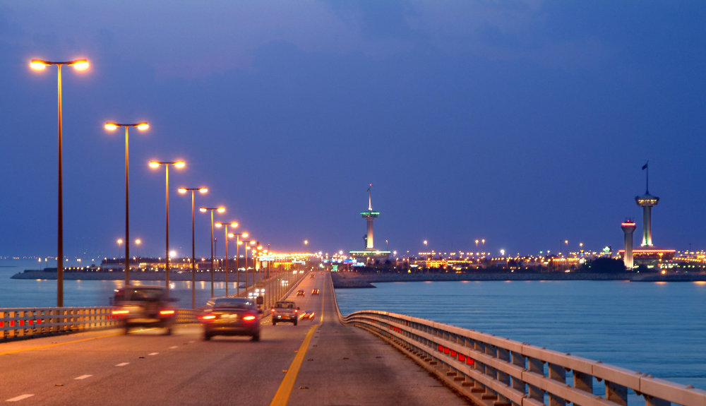 The King Fahd Causeway connecting Bahrain with Saudi Arabia. (SPA file photo)