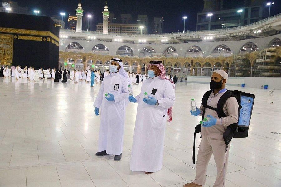 The General Presidency for the Affairs of the Two Holy Mosques said 1.9 million people performed Umrah and 5.5 million people prayed at the mosque between Oct. 4 and Jan. 30. (SPA)