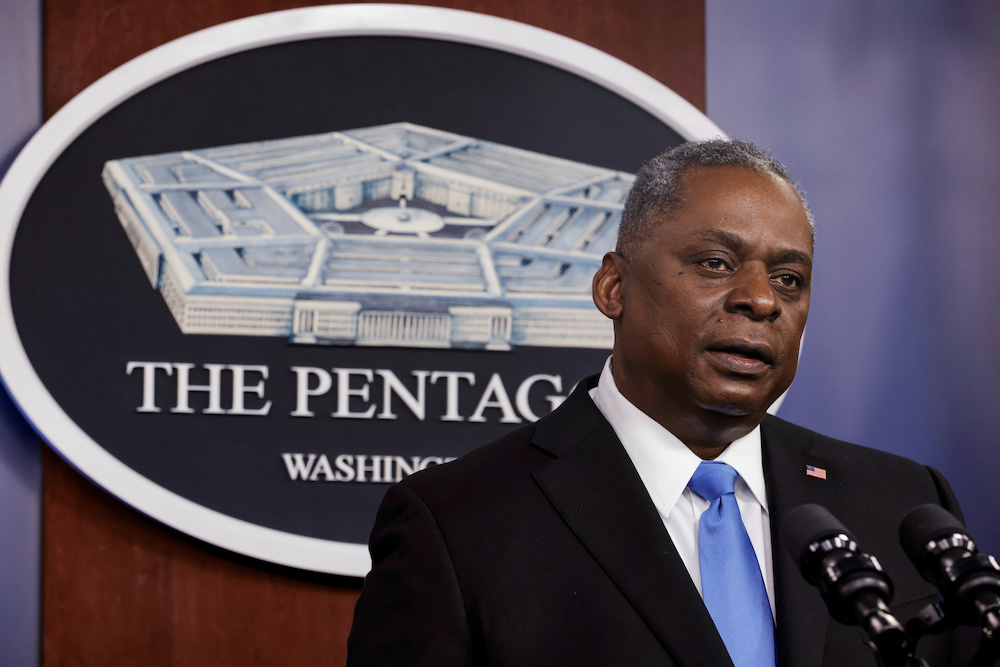 US Defense Secretary Lloyd Austin speaks to Defense Department personnel during a visit by US President Joe Biden at the Pentagon in Arlington, Virginia, US, Feb. 10, 2021. (Reuters)