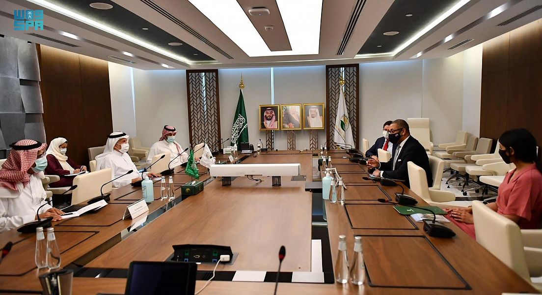 General Supervisor of the King Salman Humanitarian Aid and Relief Center Dr. Abdullah Al-Rabeeah meets UK Minister of State for Middle East and North Africa Affairs James Cleverly. (SPA)