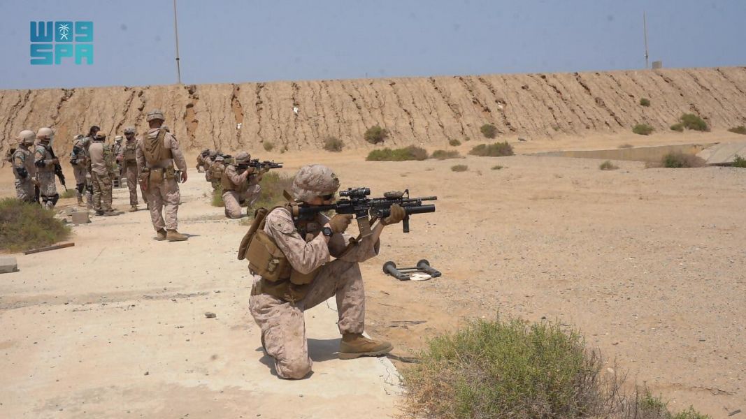 The Royal Saudi Naval Forces and the US Marines concluded a mixed military exercise in the Western Fleet on the Red Sea coast. (SPA)