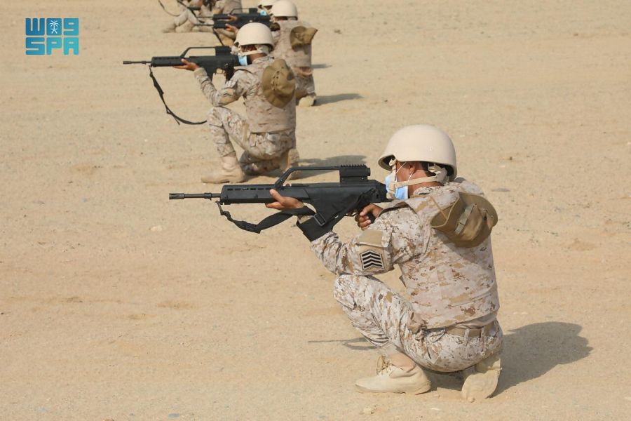 The Royal Saudi Naval Forces and the US Marines concluded a mixed military exercise in the Western Fleet on the Red Sea coast. (SPA)