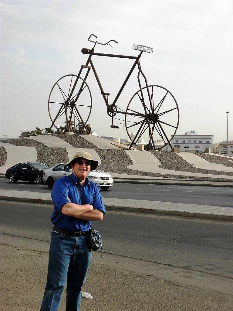 Pieter Pienaar in front of Jeddah's iconic bicycle roundabout. (Supplied)