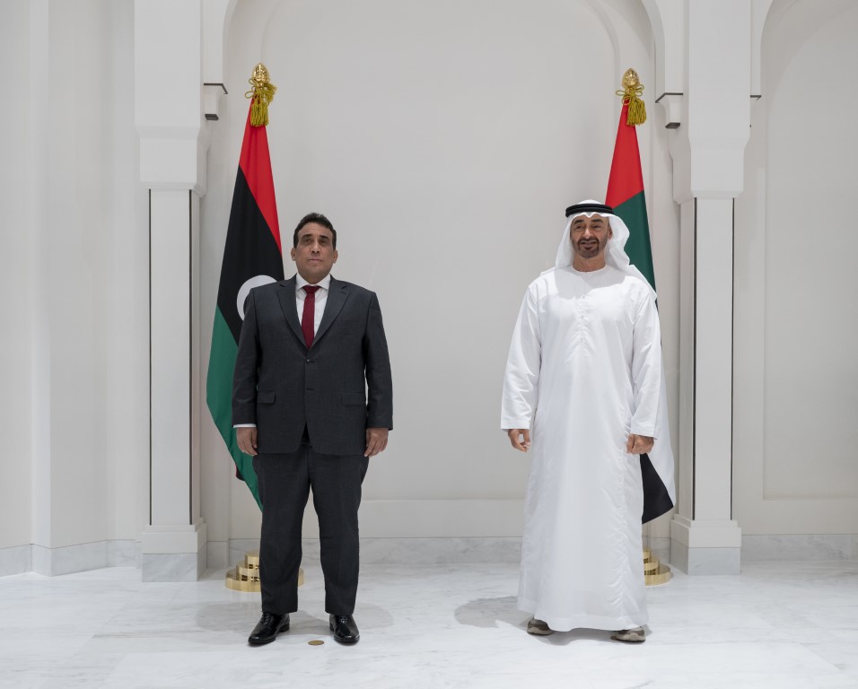 Abu Dhabi Crown Prince Sheikh Mohamed bin Zayed meets chairman of Libya’s Presidential Council Dr. Mohammed Younes Al-Manfi. (WAM)