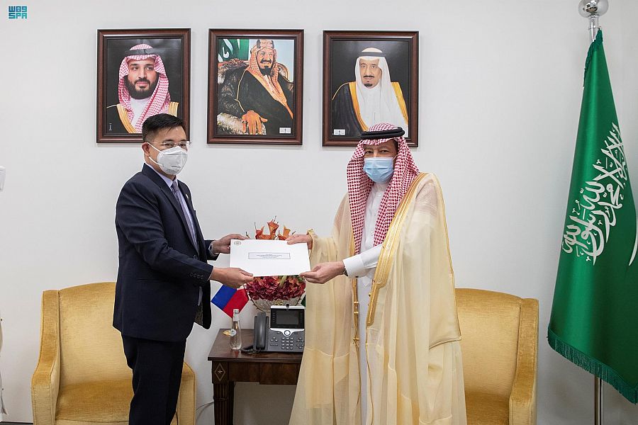 Saudi Deputy Foreign Minister Waleed Al-Khuraiji meets Chief of Presidential Protocol and Presidential Assistant on Foreign Affairs of the Philippines Robert Eric Borje in Riyadh. (SPA)