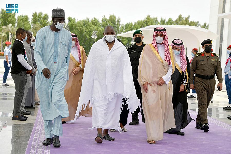 Gambian President Adama Barrow arrives in Jeddah, Saudi Arabia. (SPA)