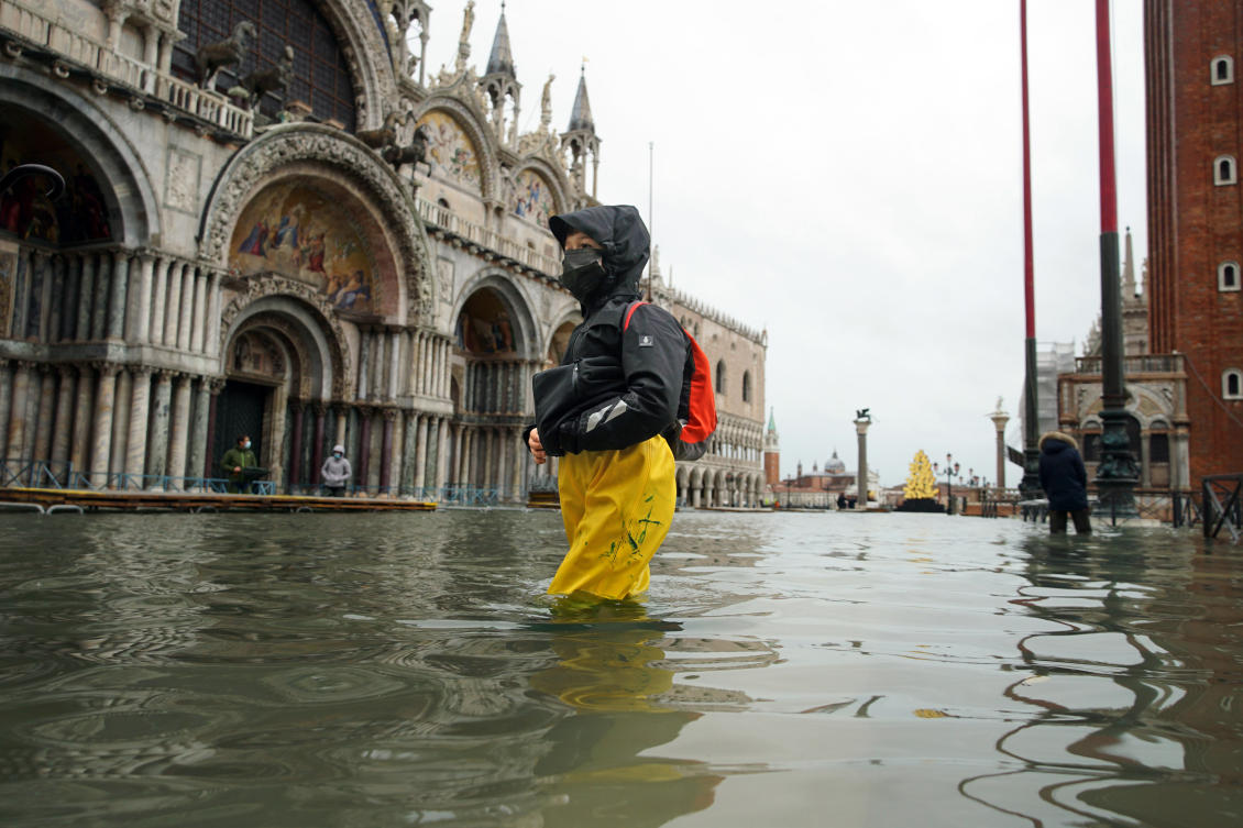 Venice Flooding Visiting In Christmas 2022 Flooding In Venice Worsens Off-Season Amid Climate Change | Arab News