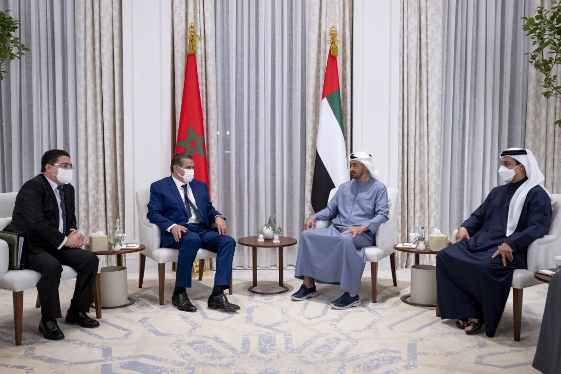 Abu Dhabi Crown Prince Sheikh Mohammed bin Zayed (R) meets with Moroccan Prime Minister Aziz Akhannouch. (WAM)