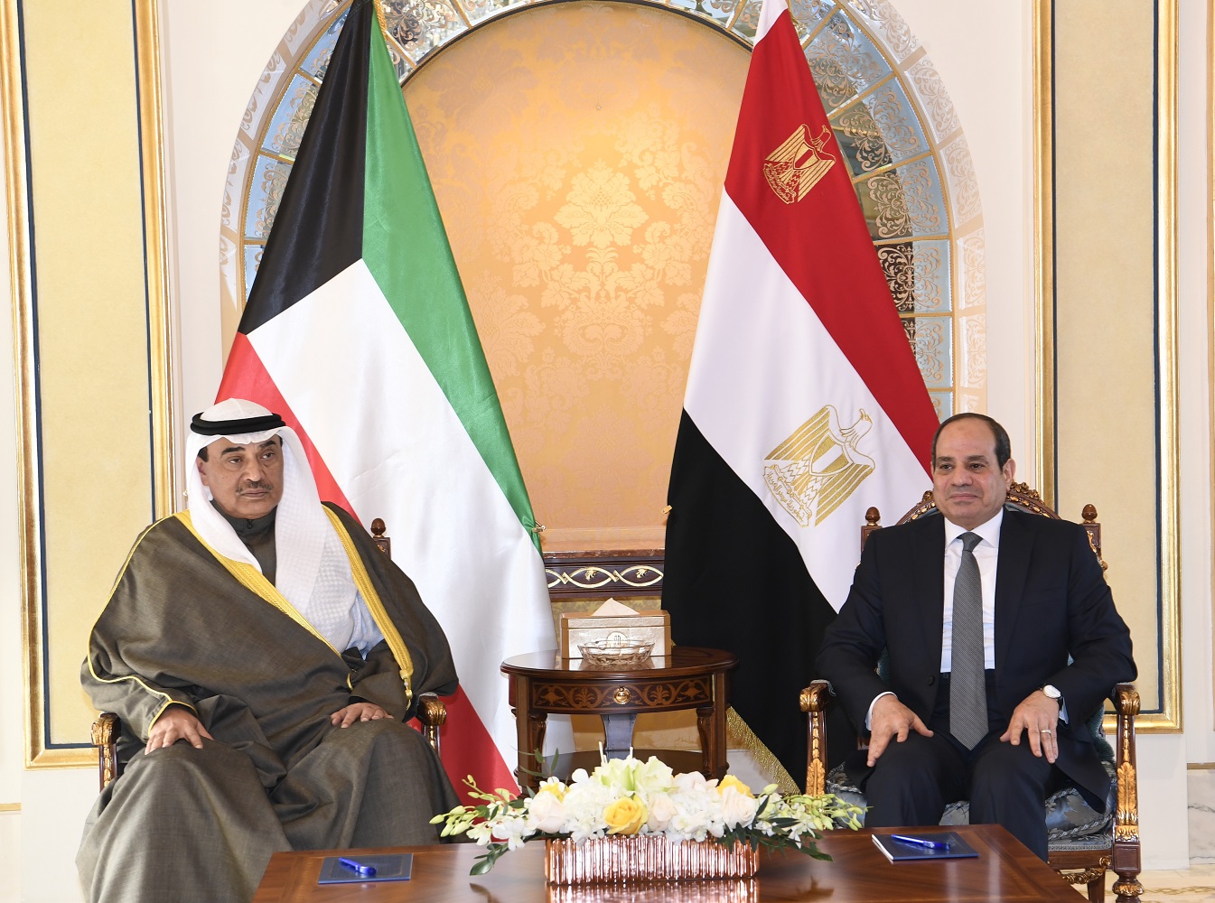 Egyptian President Abdel-Fattah El-Sisi meets Kuwaiti Prime Minister Sheikh Sabah Khaled Al-Sabah. (KUNA)