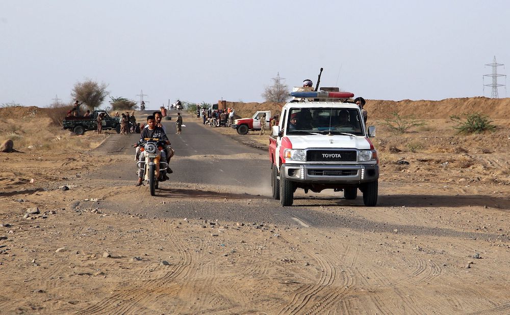 Yemeni pro-government forces deploy on the front lines, to secure the movement of citizens and goods in the western province of Hodeidah. (File/AFP)