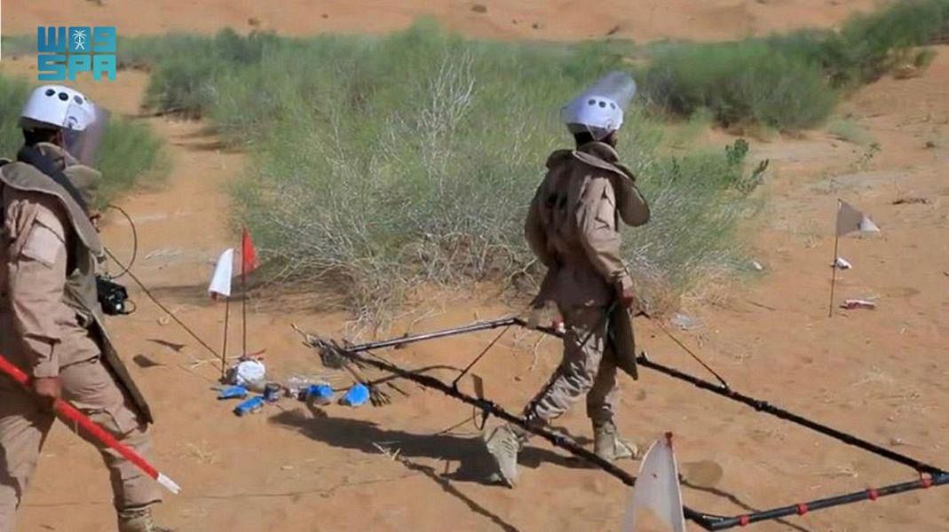 Nearly 1,300 mines planted by the Houthi militia in Yemen have been dismantled in the first week of 2023 by King Salman Humanitarian Aid and Relief Center (KSrelief)’s Masam project. (SPA)