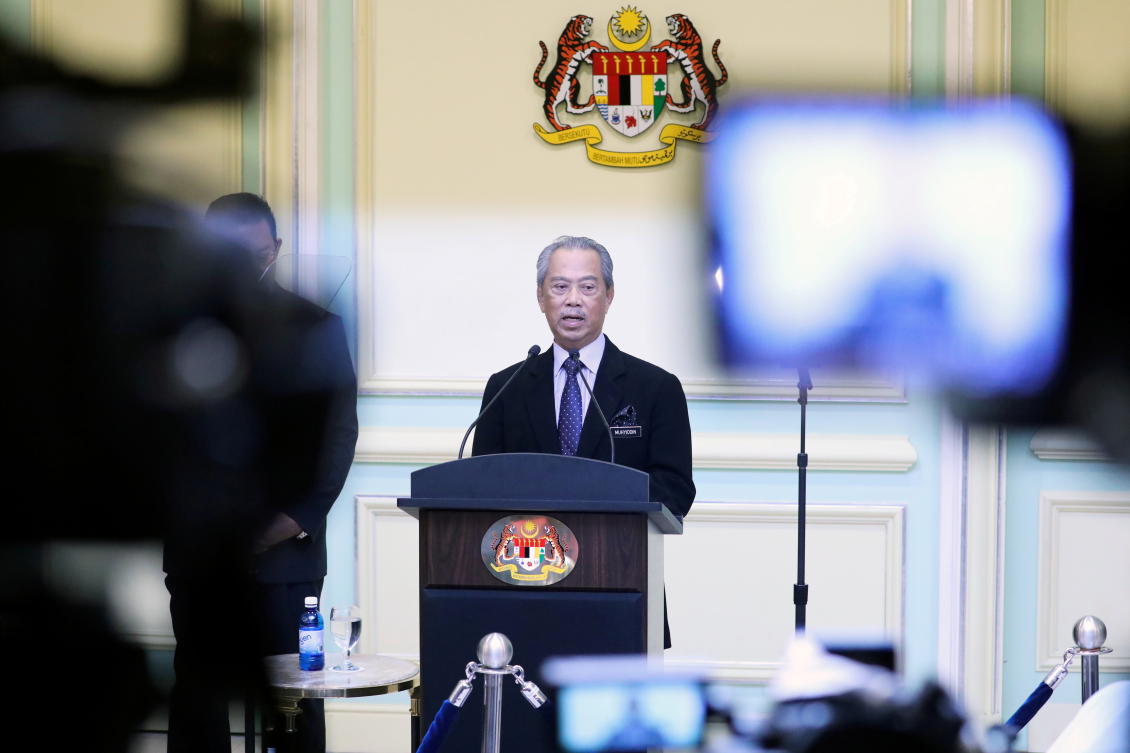 Malaysian Pm Muhyiddin Yassin Refuses To Resign Delays Vote By A Month Arab News