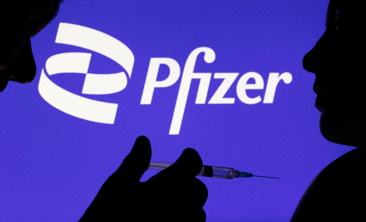 تتفوق أرباح Pfizer على التقديرات الخاصة بارتفاع الطلب على منتجات COVID