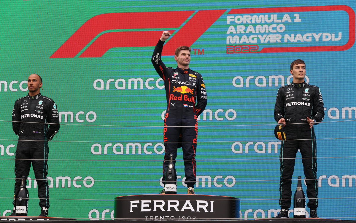 فاز Verstappen بسباق الجائزة الكبرى المجري لتمديد لقبه