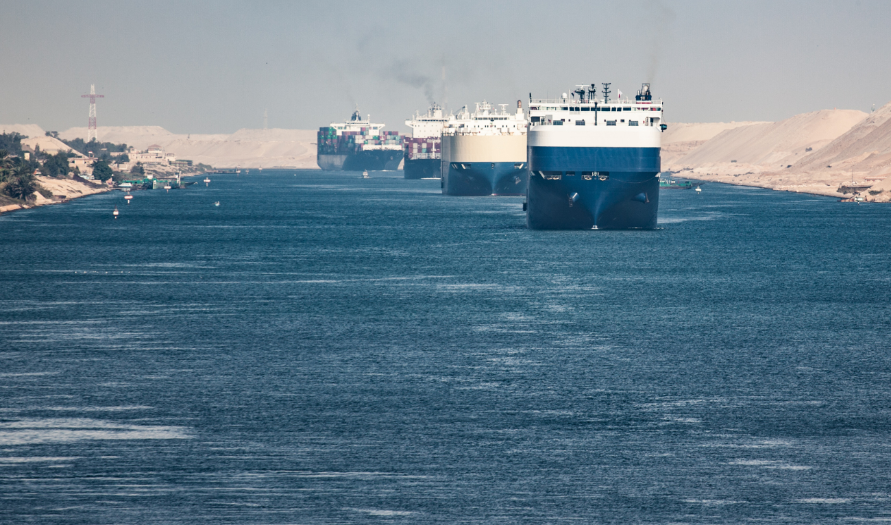 Ship Refloated After Running Aground In Egypt’s Suez Canal Arabian Weekly