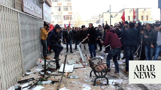 Protesters Storm Pro-Kurdish Party Local HQ After Turkey Attack | Arab News