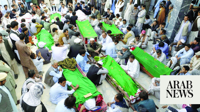 8 Killed In Pakistan Sectarian Attack | Arab News