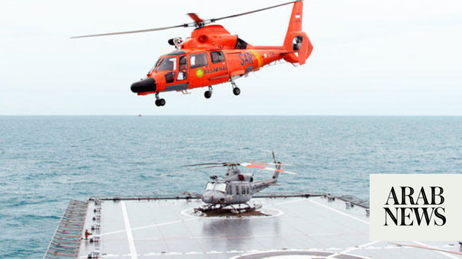 Indonesian Divers Struggle To Reach AirAsia Wreckage | Arab News