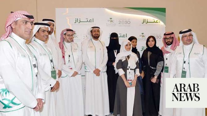 saudi-minister-announces-nursing-excellence-award-arab-news