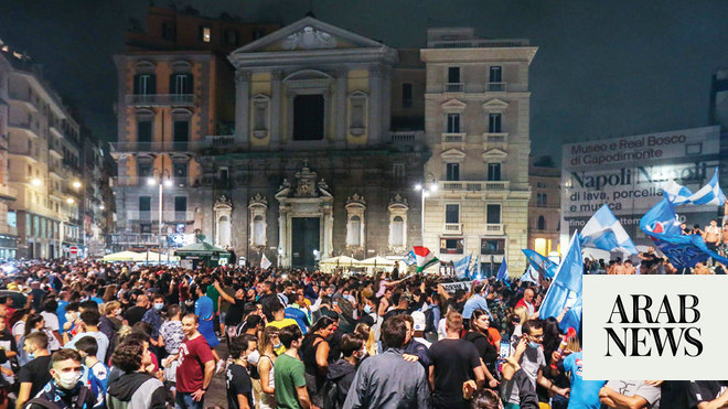 Napoli fans swarm onto streets to celebrate Italian Cup win