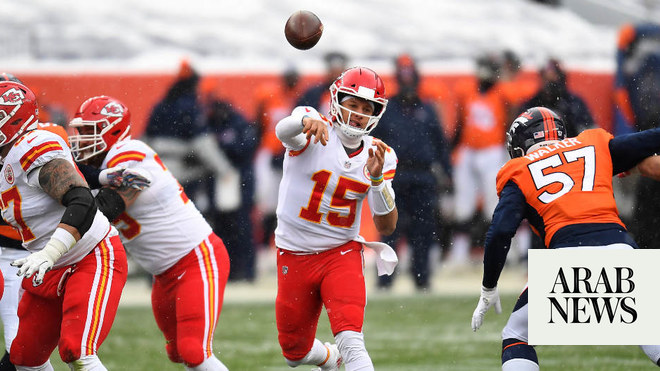 Chiefs rout Broncos 43-16 as Mahomes barely breaks a sweat