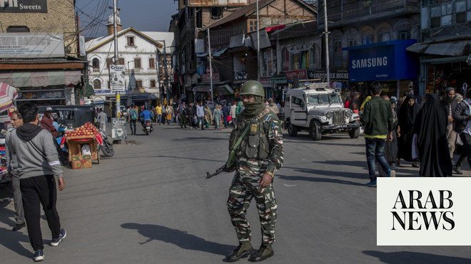 Indian Troops Kill Five Militants In Kashmir As Hundreds Of Hindus Flee ...