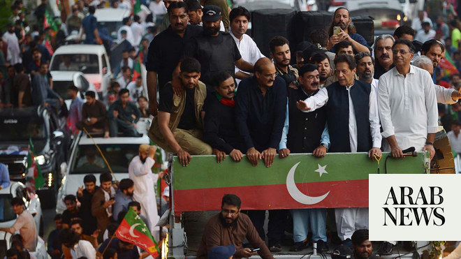 Thousands Of Supporters Arrive For Ex-PM Khan's Anti-government Rally ...