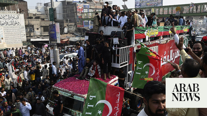 Imran Khan Marches For Early Pakistan Polls As Legal Woes Mount | Arab News