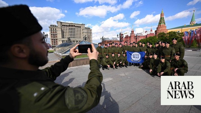 Fatalistic Muscovites shrug off reported drone attack on Kremlin | Arab ...