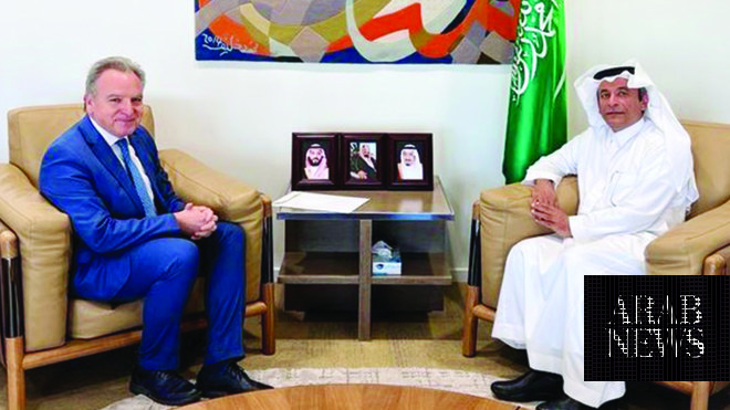 Minister receives Greek ambassador to Saudi Arabia