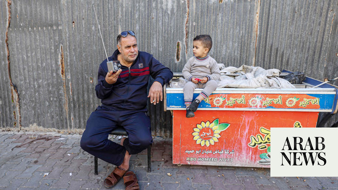 Radio sets make a comeback in war-torn Gaza