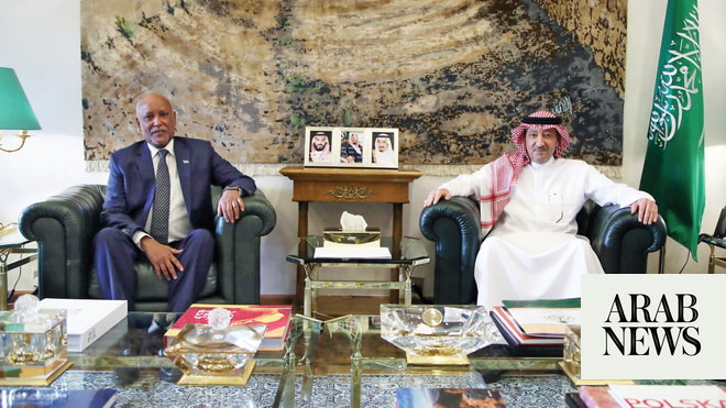 Saudi deputy minister receives Somali ambassador to Riyadh