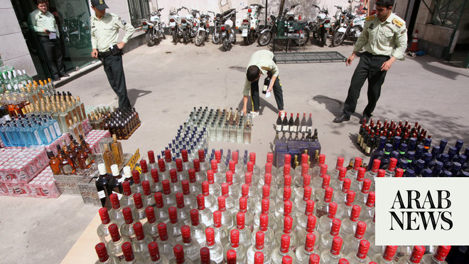 Iran arrests four over bootleg alcohol deaths