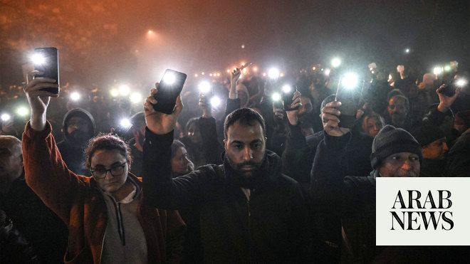 Anger at Turkish government spills over at earthquake anniversary vigil