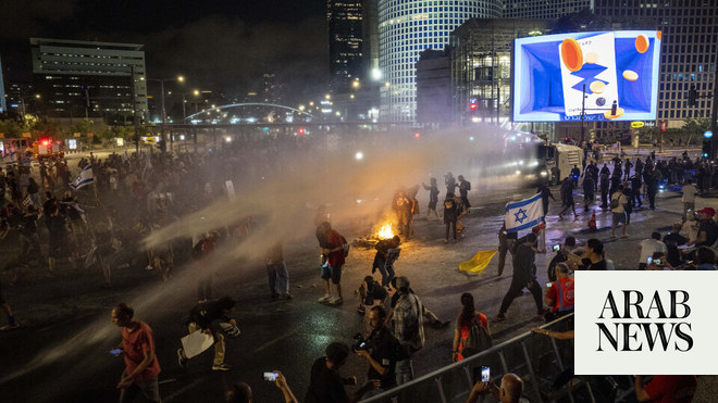 Scuffles erupt between police, protesters demanding return of Israeli hostages still held in Gaza