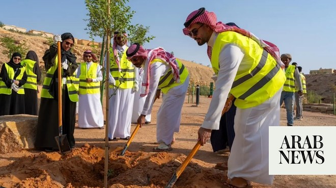 الرياض الخضراء أطلقت وزارة الرياضة مبادرة لزراعة الأشجار