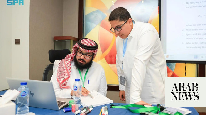 متسابقون سعوديون يتدربون لأولمبياد الفلك والفيزياء الفلكية 2024