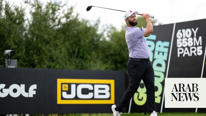 Rahm leads by 2 after first round of LIV Golf UK
