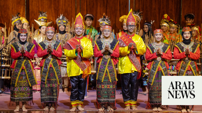 Pertunjukan musik angklung Indonesia telah memikat penonton internasional di Riyadh