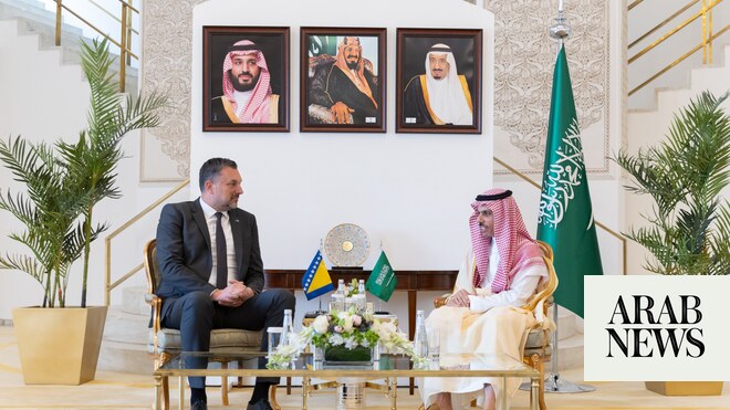 Saudi FM receives Bosnian counterpart in Riyadh