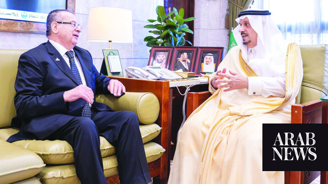 Riyadh governor receives ambassador of Palestine